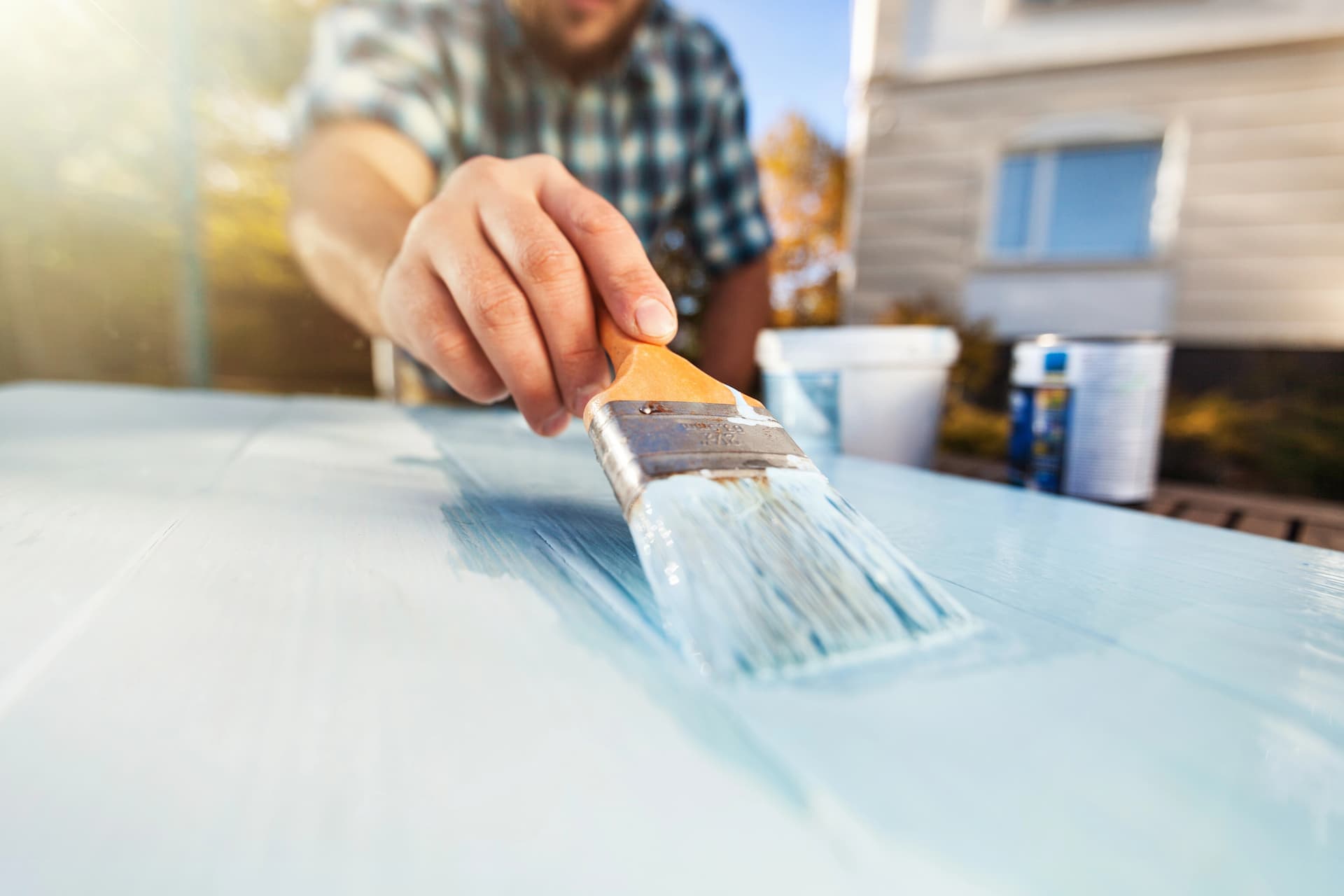 Clean Home Exterior Banner Image