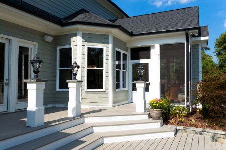 Deck Painting & Staining
